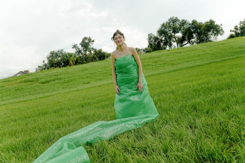 Ein nachhaltiges Hochzeitskleid auswählen: Ratgeber für Bräute